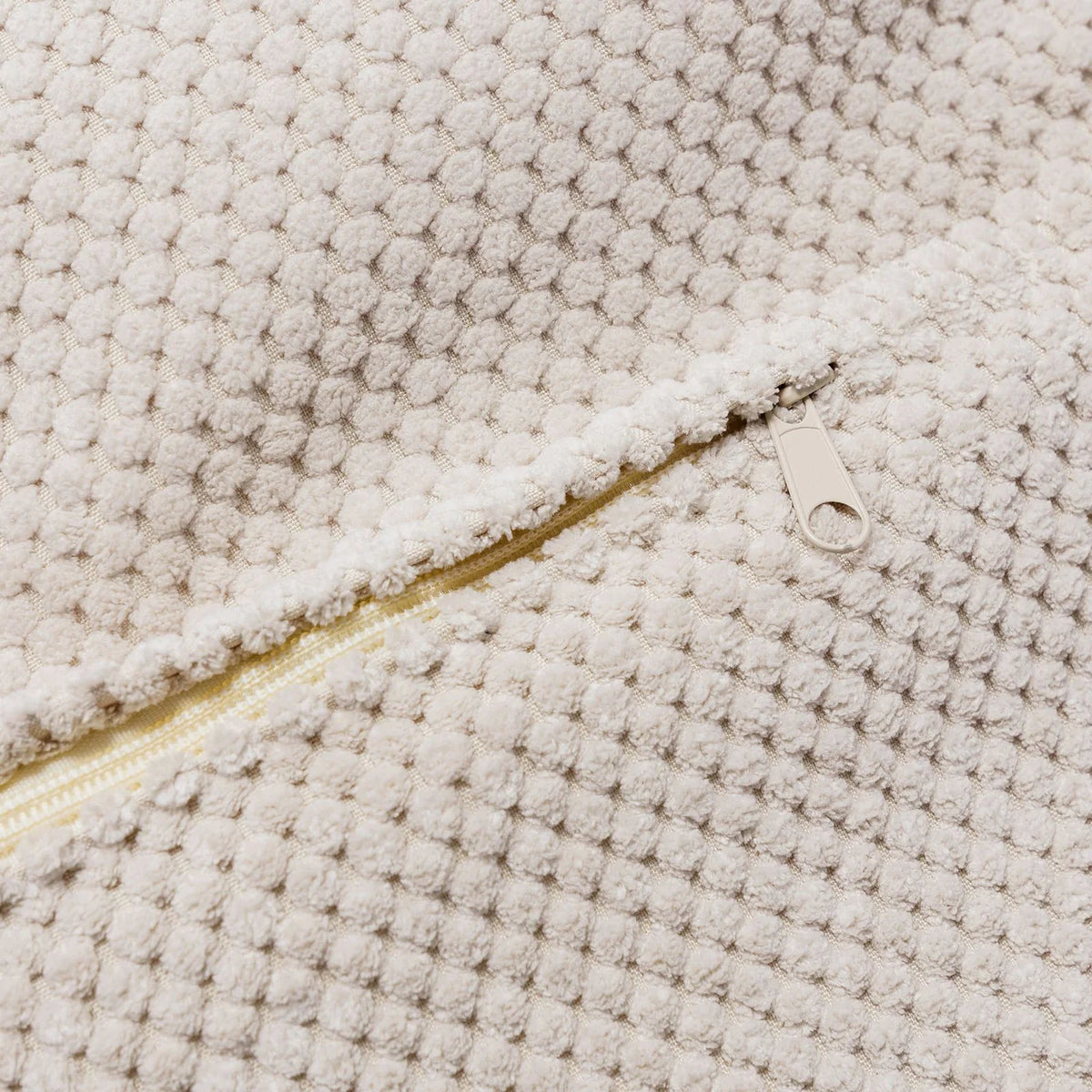 Pouf salon cocooning à pois | Noma