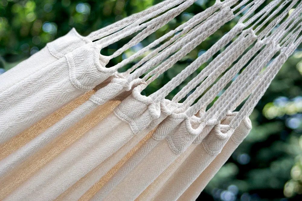 Fauteuil suspendu sur pied | Medellin